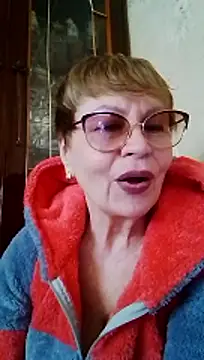 SophieBurns online show from April 2026 11:02:02 AM