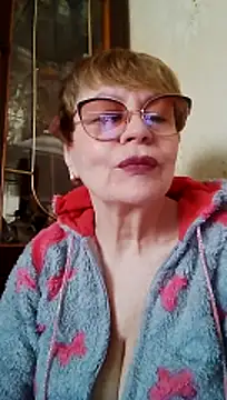 Snapshot of SophieBurns chatting on May 2026 08:19:01 AM SophieBurns online show from May 2026 08:19:01 AM