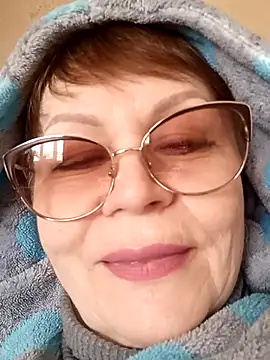 SophieBurns online show from March 2026 10:04:01 AM