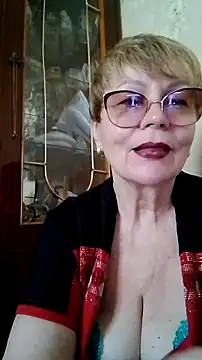 Snapshot of SophieBurns chatting on July 2026 10:48:02 AM SophieBurns online show from July 2026 10:48:02 AM