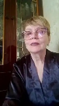Snapshot of SophieBurns chatting on June 2026 08:33:02 AM SophieBurns online show from June 2026 08:33:02 AM