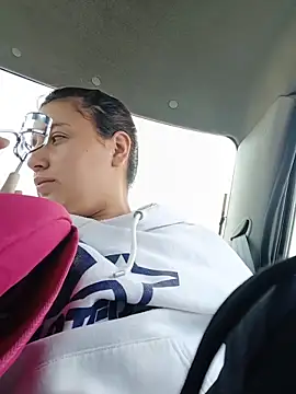 MajoArias online show from April 2026 05:52:02 PM