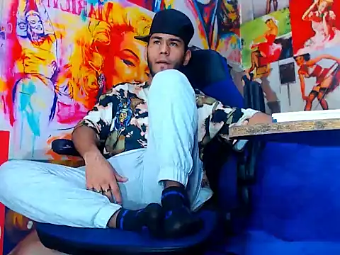 warmNoah online show from April 2026 06:56:01 PM