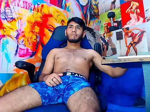 warmNoah online show from April 2026 09:39:33 PM