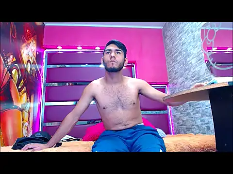 warmNoah online show from April 2026 07:41:02 PM