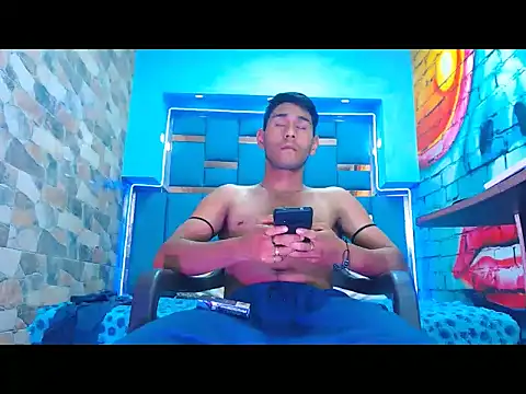 warmNoah online show from February 2026 03:03:02 AM