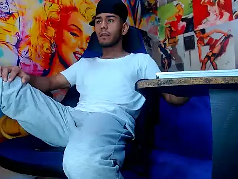 warmNoah online show from March 2026 07:14:01 PM