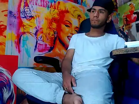 warmNoah online show from March 2026 07:14:01 PM