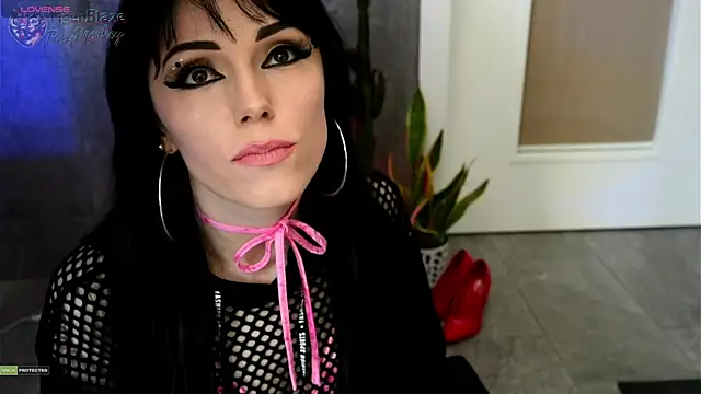 TigerBlazeFoxyMonkey online show from May 2026 01:49:01 PM