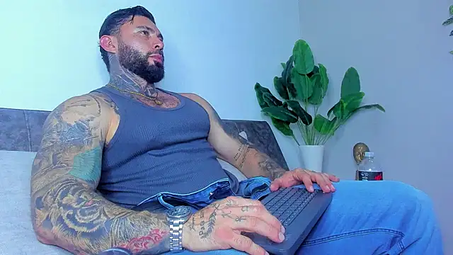 Alessrose online show from June 2026 08:31:02 PM