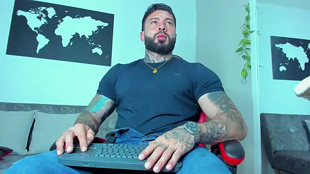 Alessrose online show from April 2026 07:53:01 PM