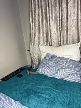 Snapshot of applebae chatting on April 2026 05:42:01 AM applebae online show from April 2026 05:42:01 AM