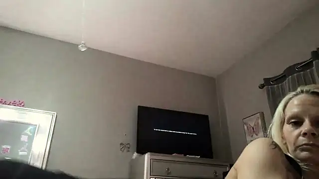 Snapshot of PrincessCutz1 chatting on February 2026 01:16:02 AM PrincessCutz1 online show from February 2026 01:16:02 AM