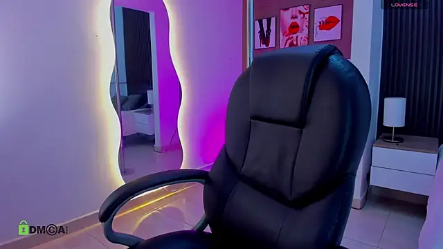 Dulcecooper1 online show from March 2026 07:40:02 PM