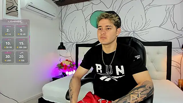 rayan linxx online show from March 2026 08:21:01 PM