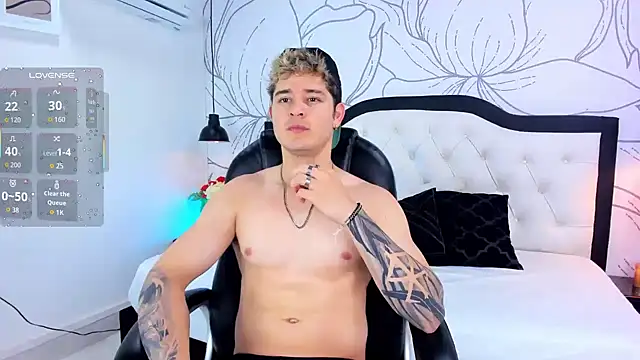 rayan linxx online show from April 2026 07:39:02 PM