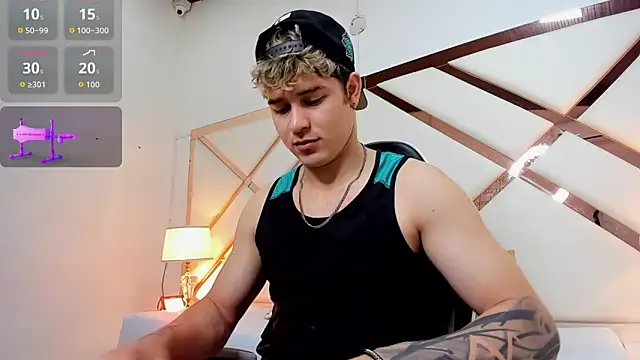 rayan linxx online show from April 2026 08:25:02 PM