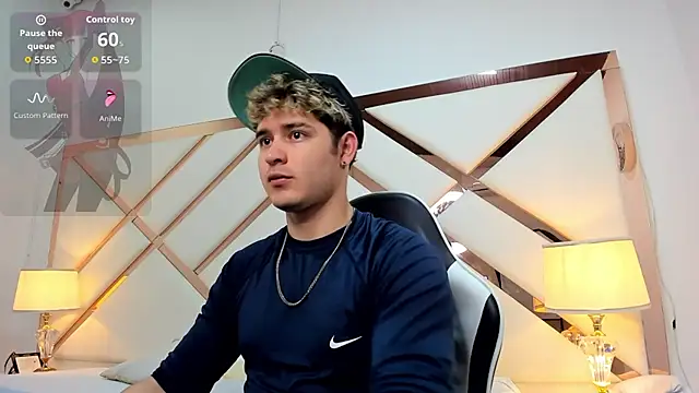 rayan linxx online show from April 2026 07:40:02 PM