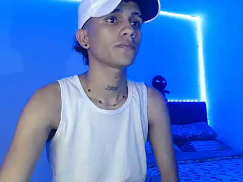 Snapshot of ALEX_HOT_HOT chatting on February 2026 09:12:01 PM ALEX HOT HOT online show from February 2026 09:12:01 PM