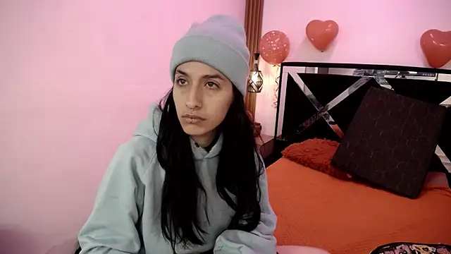 Snapshot of FRANCESCA_LOVE_ chatting on February 2026 12:57:02 PM FRANCESCA LOVE online show from February 2026 12:57:02 PM