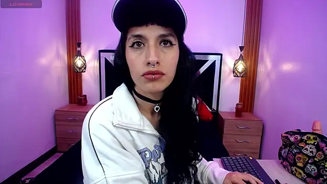 FRANCESCA LOVE  online show from March 2026 04:57:01 PM