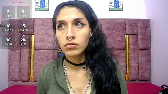 FRANCESCA LOVE  online show from May 2026 05:25:02 AM