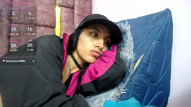 FRANCESCA LOVE  online show from April 2026 06:05:02 PM