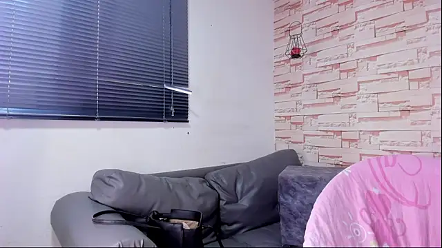 akira shaunk online show from April 2026 02:23:01 PM