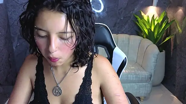 Snapshot of Lisa_Doll_Tx chatting on February 2026 08:09:01 PM Lisa Doll Tx online show from February 2026 08:09:01 PM