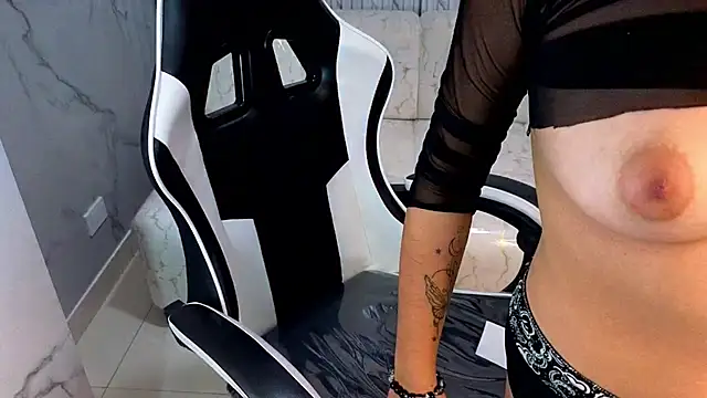 Snapshot of Lisa_Doll_Tx chatting on February 2026 08:08:01 PM Lisa Doll Tx online show from February 2026 08:08:01 PM