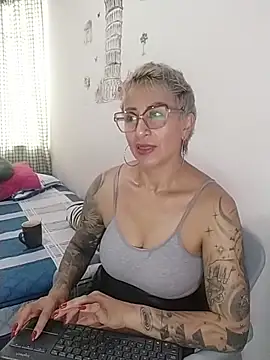 Charlotte gray  online show from February 2026 09:34:01 PM