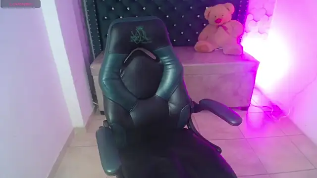 aylannyy m online show from February 2026 04:08:01 PM