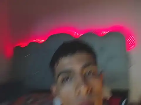 Apolo Richards online show from February 2026 08:20:02 PM