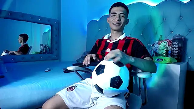 Apolo Richards online show from March 2026 07:38:01 PM