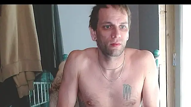 cguffey2284 online show from April 2026 10:14:01 PM