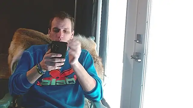 cguffey2284 online show from March 2026 11:17:01 PM