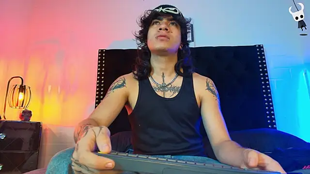 Snapshot of Axell_Kussh chatting on February 2026 12:46:02 PM Axell Kussh online show from February 2026 12:46:02 PM