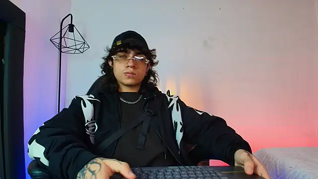 Axell Kussh online show from March 2026 02:26:01 AM