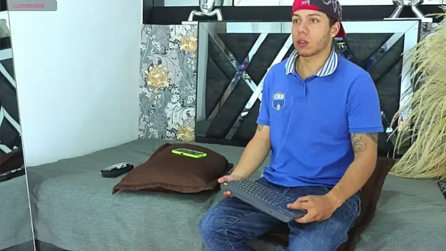 adrian camii online show from April 2026 04:59:01 AM