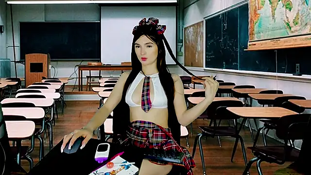 luna forever7 online show from February 2026 08:09:01 PM