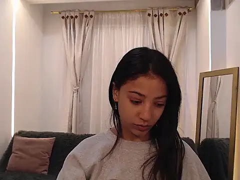 Snapshot of Scarleet_miaa chatting on May 2026 09:22:02 PM Scarleet miaa online show from May 2026 09:22:02 PM