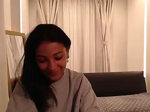 Snapshot of Scarleet_miaa chatting on June 2026 12:32:02 AM Scarleet miaa online show from June 2026 12:32:02 AM