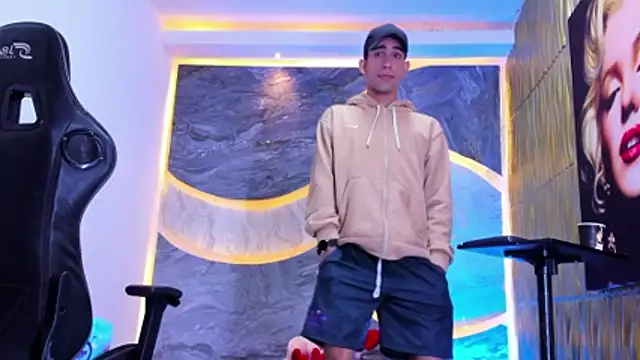 couplehot sex  online show from February 2026 04:02:02 AM