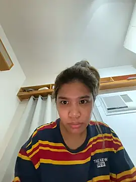 Avery 69 online show from February 2026 11:40:01 AM