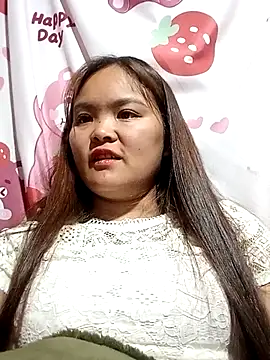 Luminana online show from March 2026 07:03:02 PM