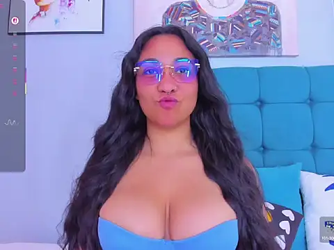 Venuz 01 online show from March 2026 10:04:02 PM