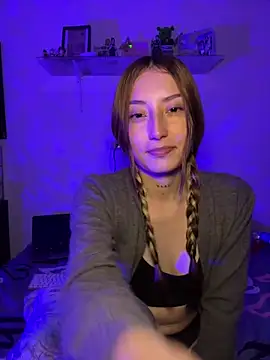 Lis peach online show from March 2026 04:31:02 AM