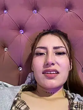 Lis peach online show from March 2026 04:46:02 AM