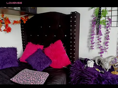 Midory 6 online show from April 2026 07:06:02 PM