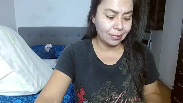 Karo sexy online show from September 2025 11:10:02 PM